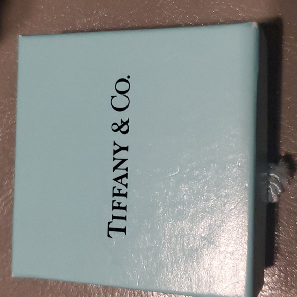 Tiffany new  gorgeous atlas ring new never worn gorgeous design box bag tiffany - Picture 6 of 7